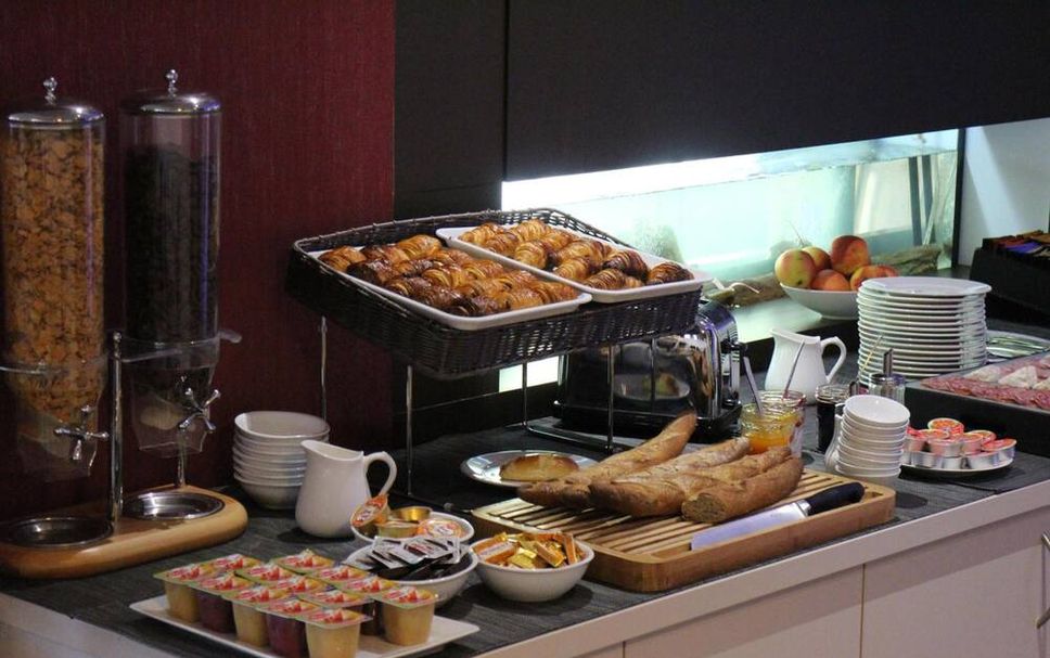 Buffet Gambar