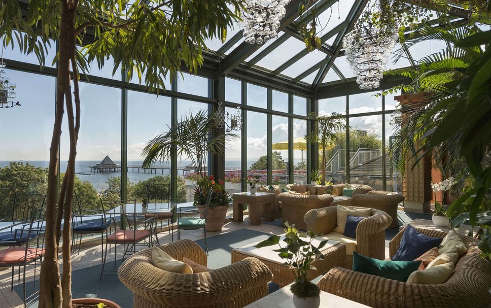 Hotel amenity Gambar