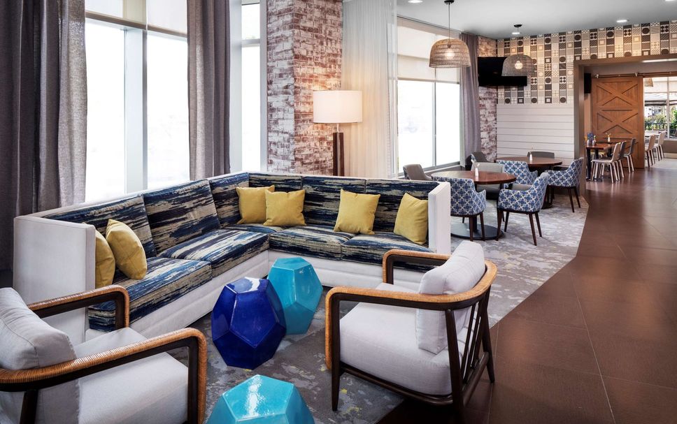 Balai Menunggu Gambar