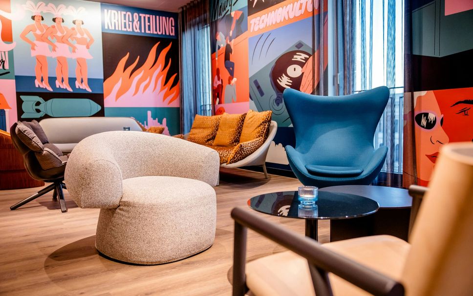 Balai Menunggu Gambar