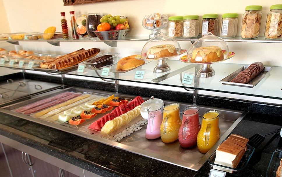 Buffet Gambar