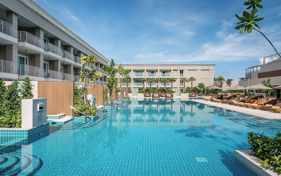 Kolam renang Gambar