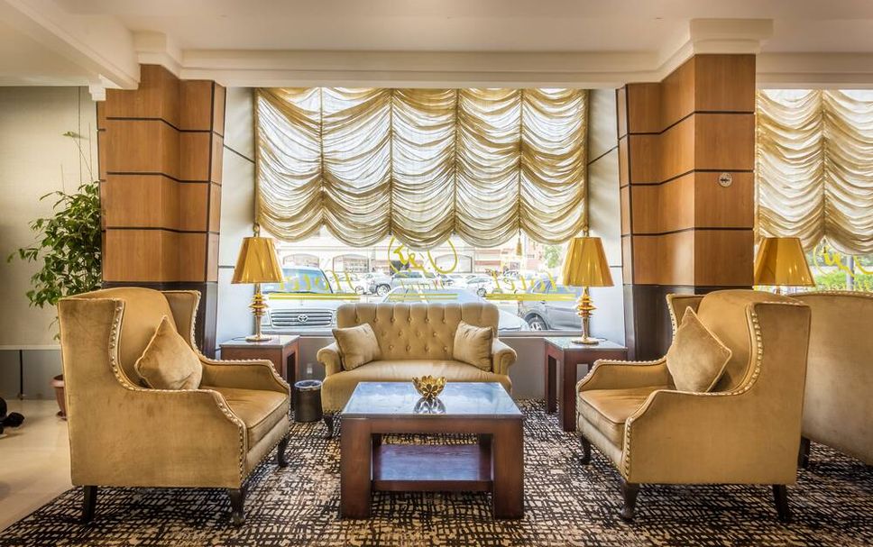 Balai Menunggu Gambar