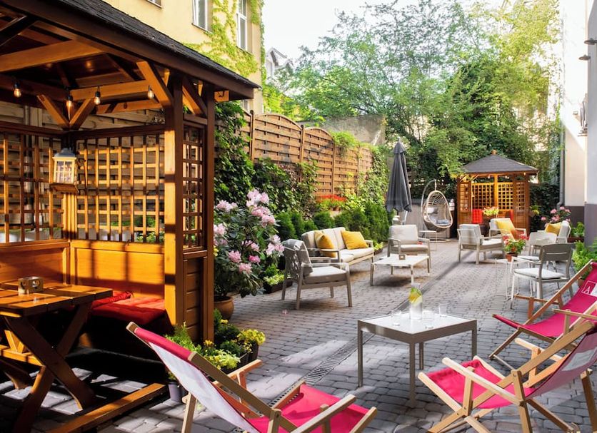 Patio Gambar