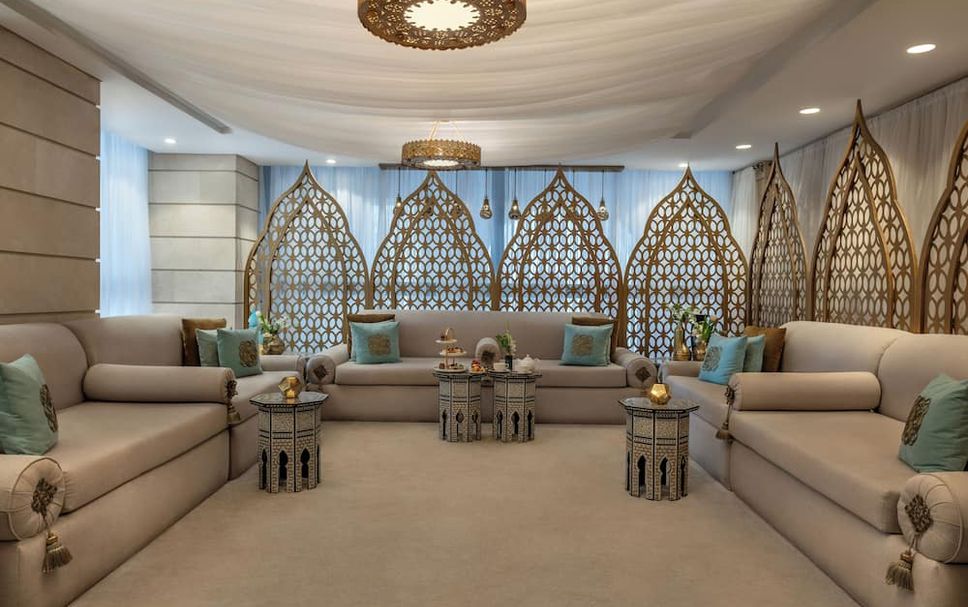 Balai Menunggu Gambar