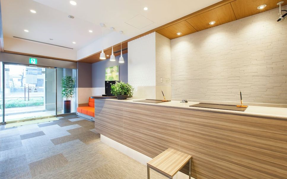 Meja Penyambut Tetamu Gambar