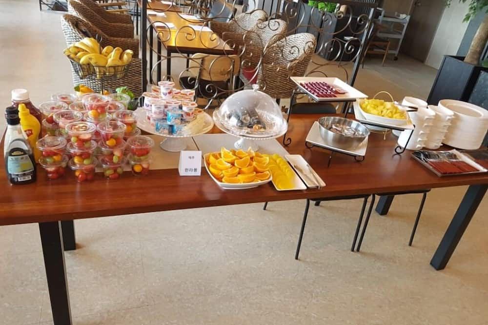 Buffet Gambar