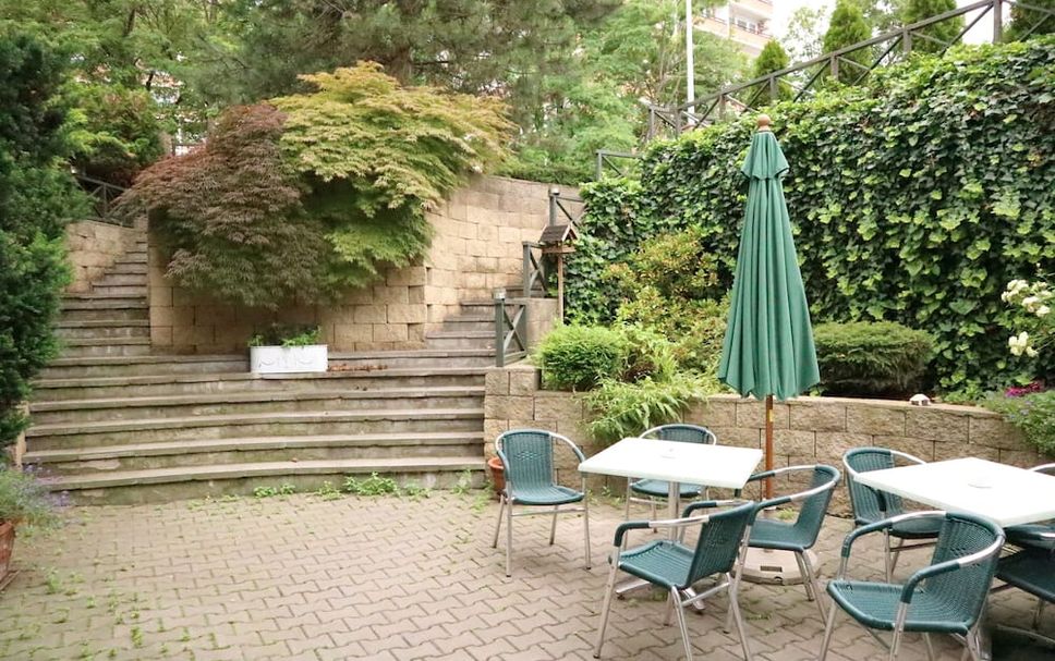 Patio Gambar