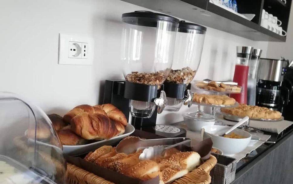 Buffet Gambar
