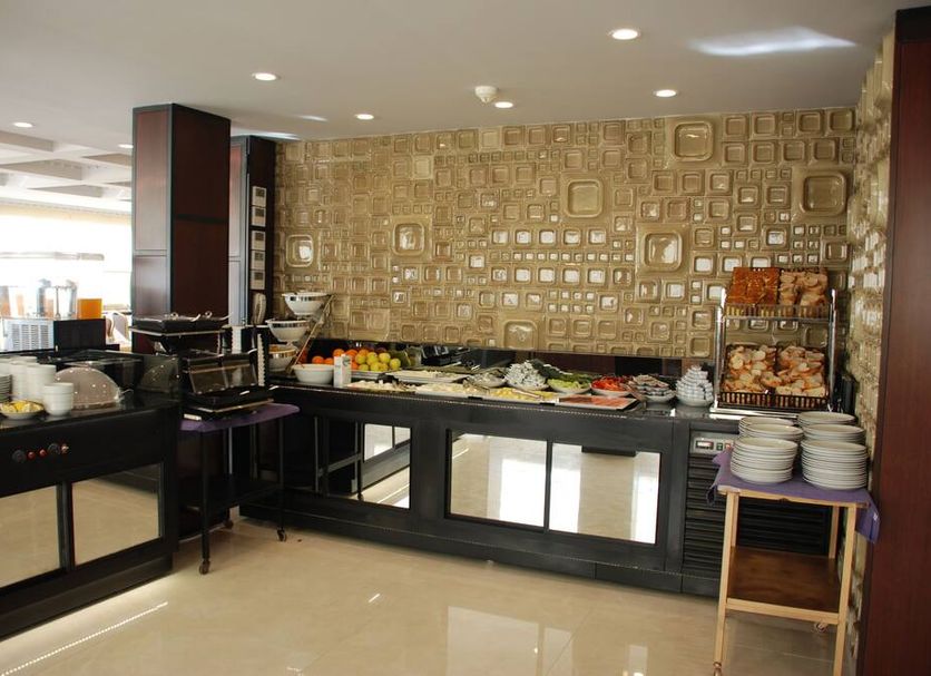 Buffet Gambar