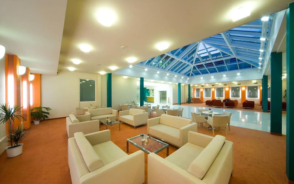 Balai Menunggu Gambar