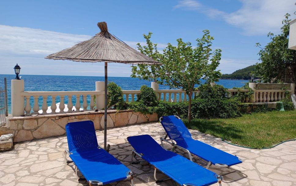 Patio Gambar