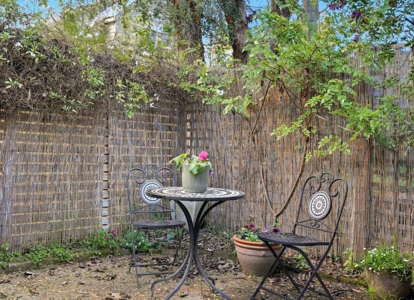 Patio Gambar