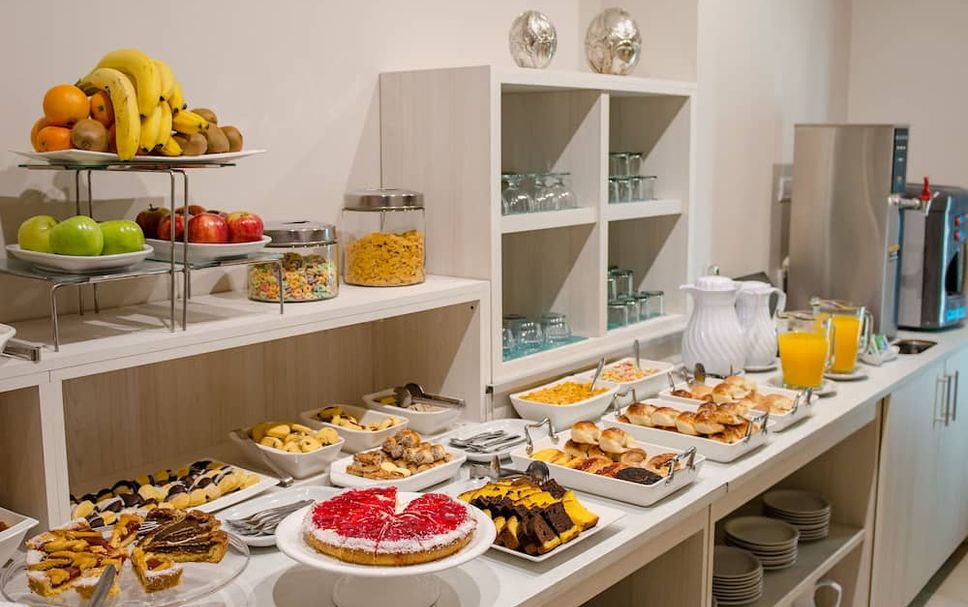 Buffet Gambar