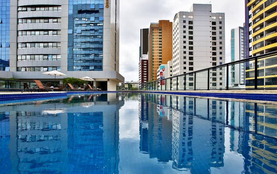 Kolam renang Gambar
