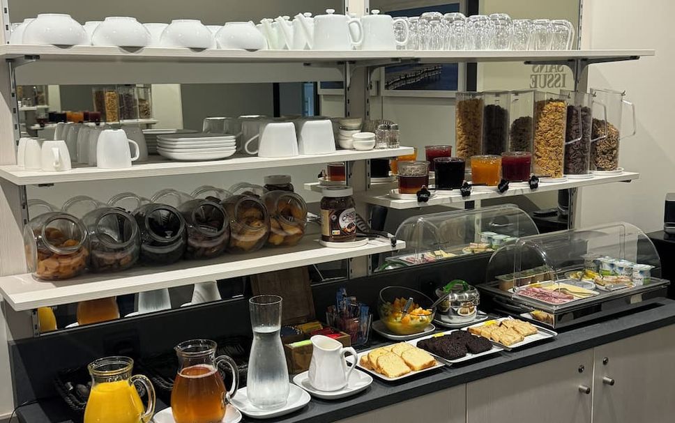 Buffet Gambar
