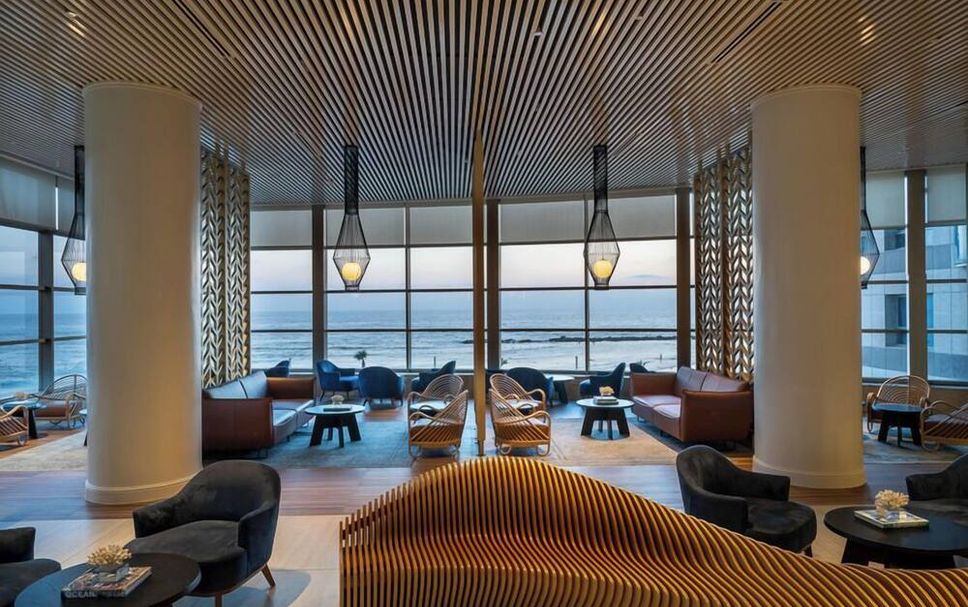 Balai Menunggu Gambar