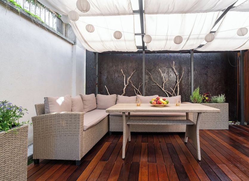 Patio Gambar
