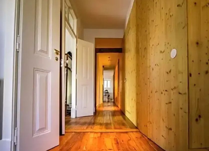hallway Gambar