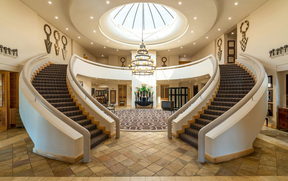 Meja Penyambut Tetamu Gambar