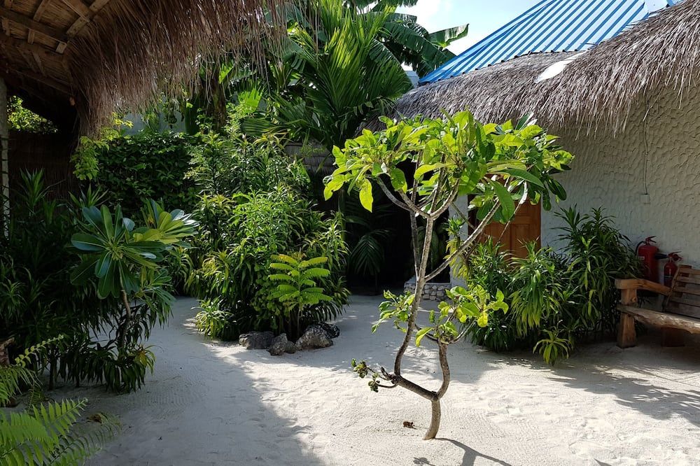 Pemandangan luar