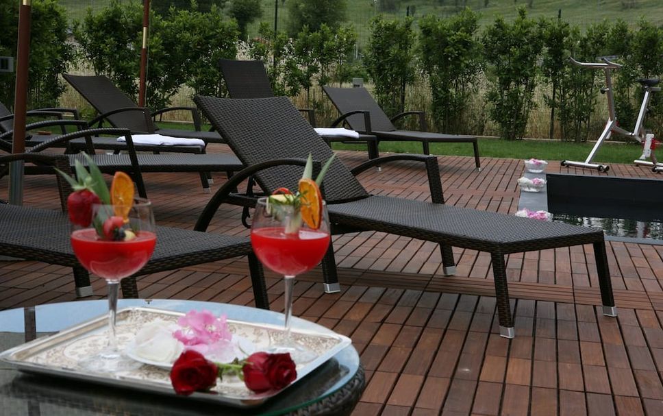 Patio Gambar