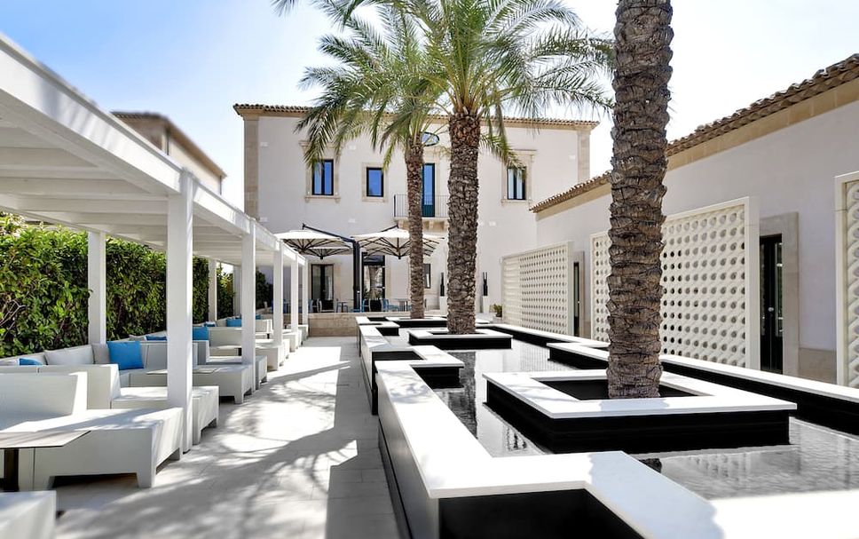Patio Gambar