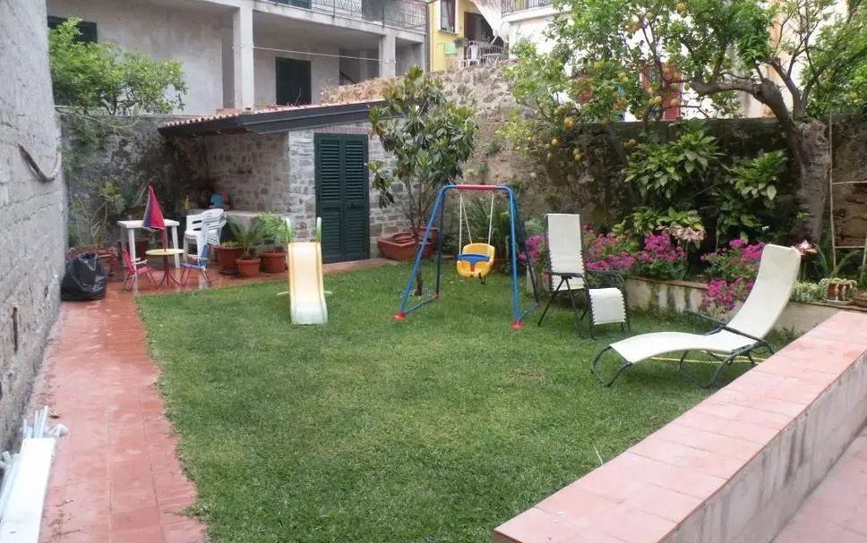 Patio Gambar
