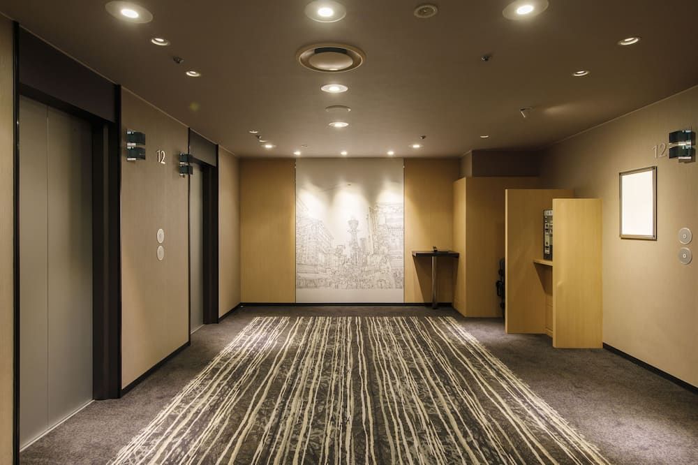 hallway Gambar