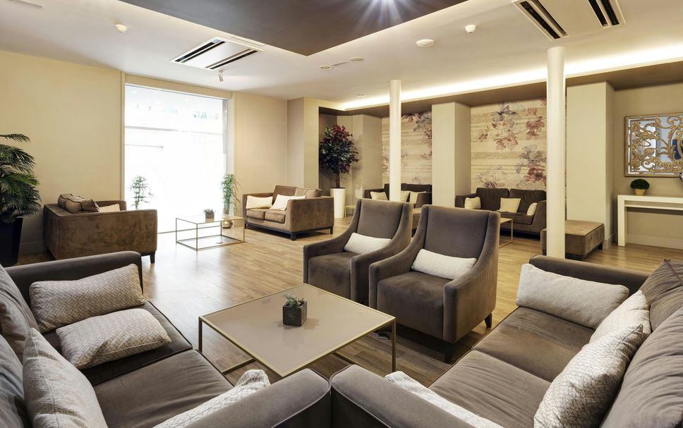 Balai Menunggu Gambar