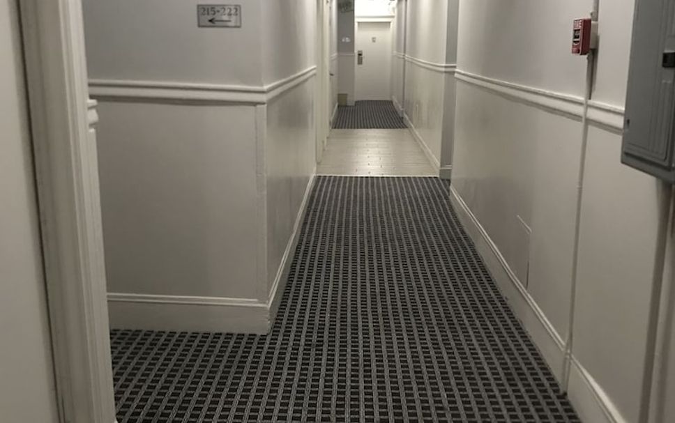 hallway Gambar
