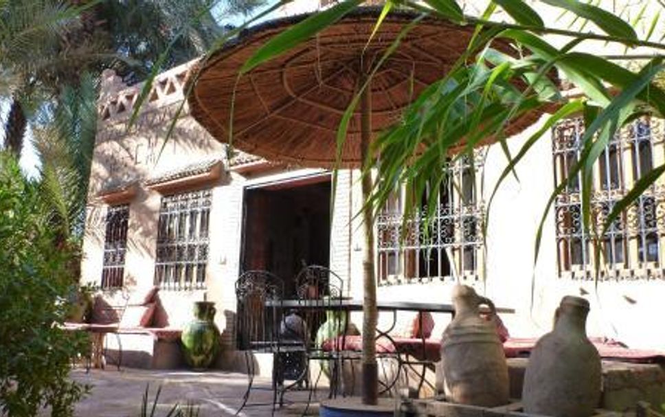 Patio Gambar
