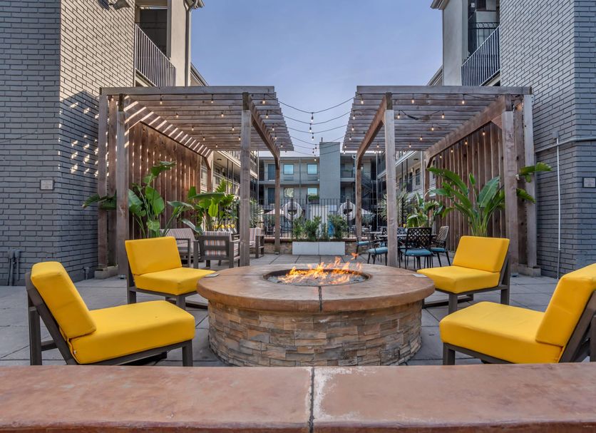 Patio Gambar
