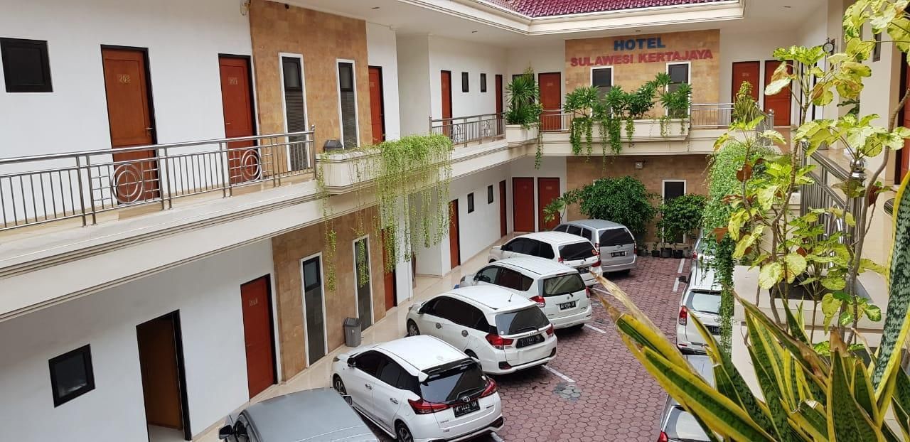 Pemandangan luar