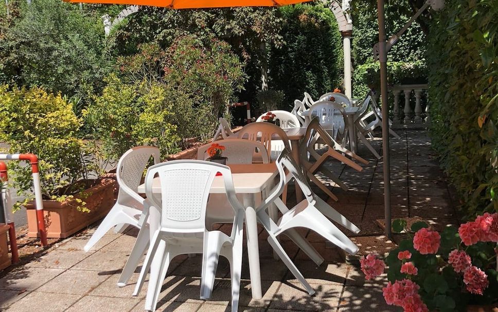 Patio Gambar
