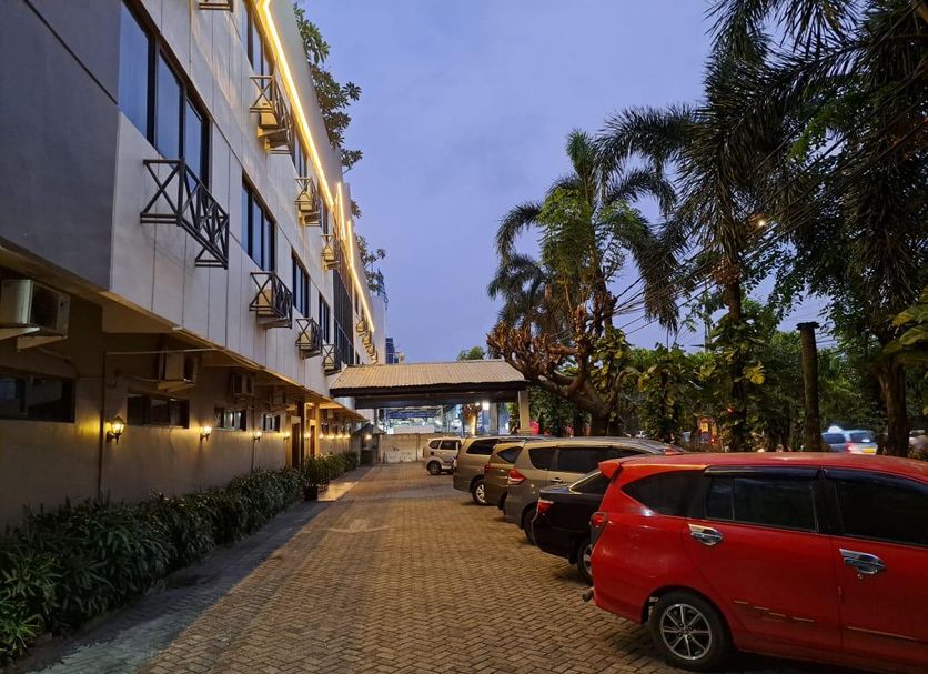 Meja Penyambut Tetamu Gambar
