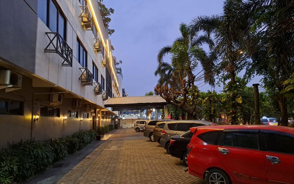 Meja Penyambut Tetamu Gambar