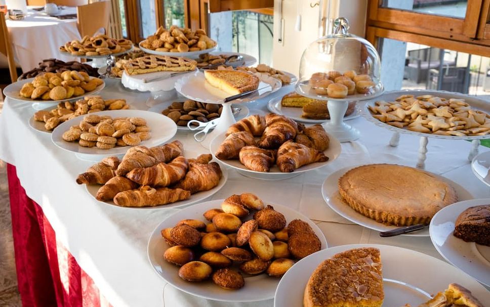 Buffet Gambar