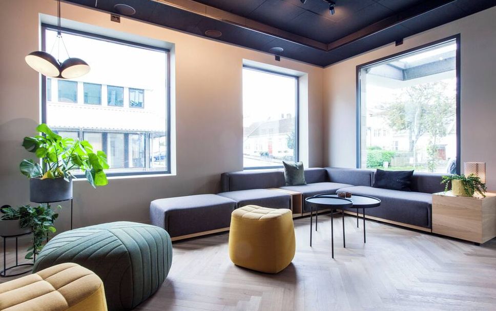 Balai Menunggu Gambar