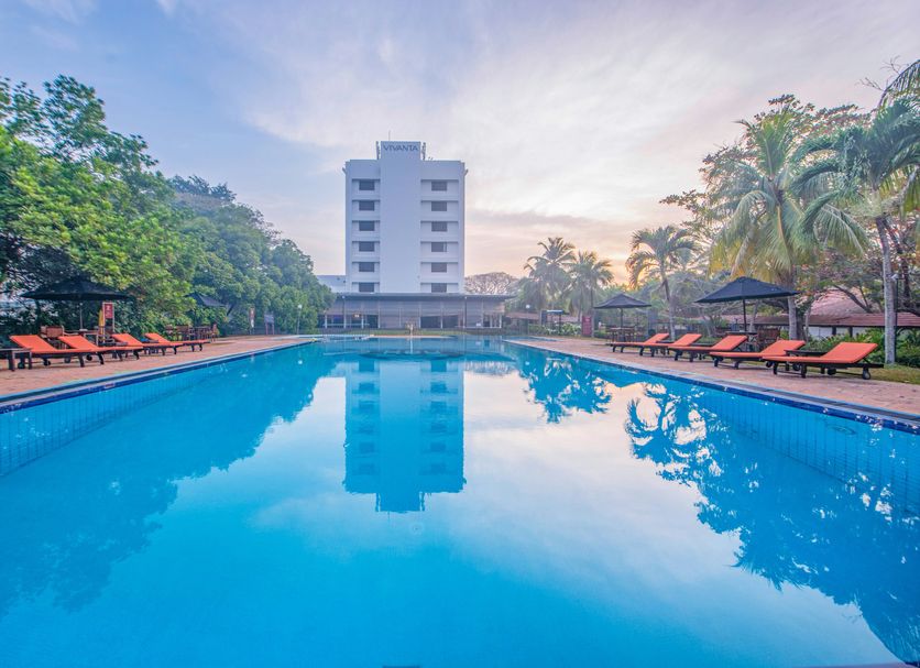 Kolam renang Gambar