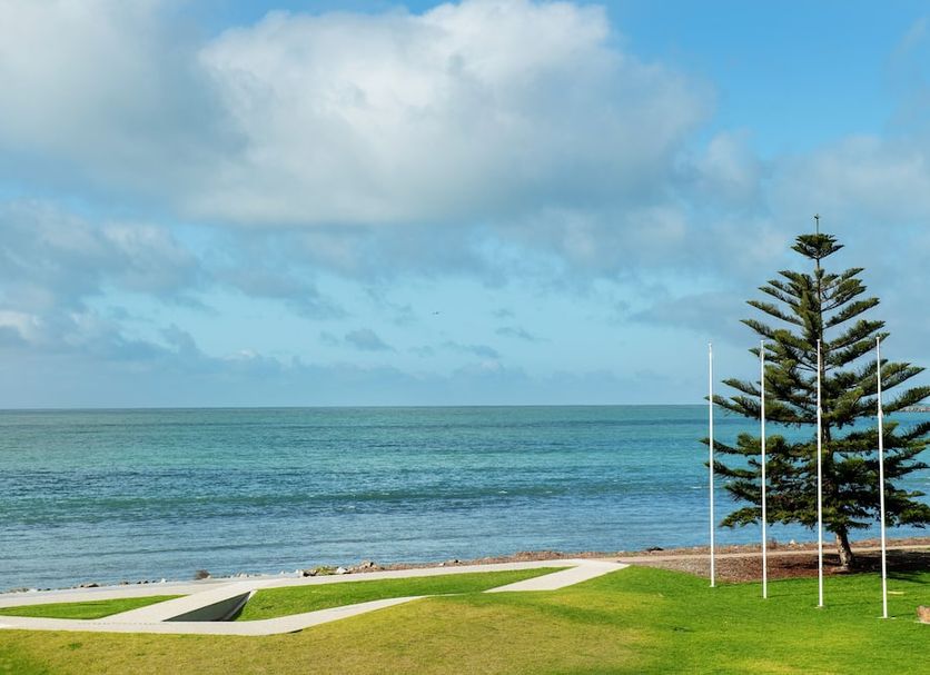 Pantai Gambar