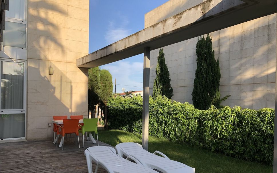 Patio Gambar