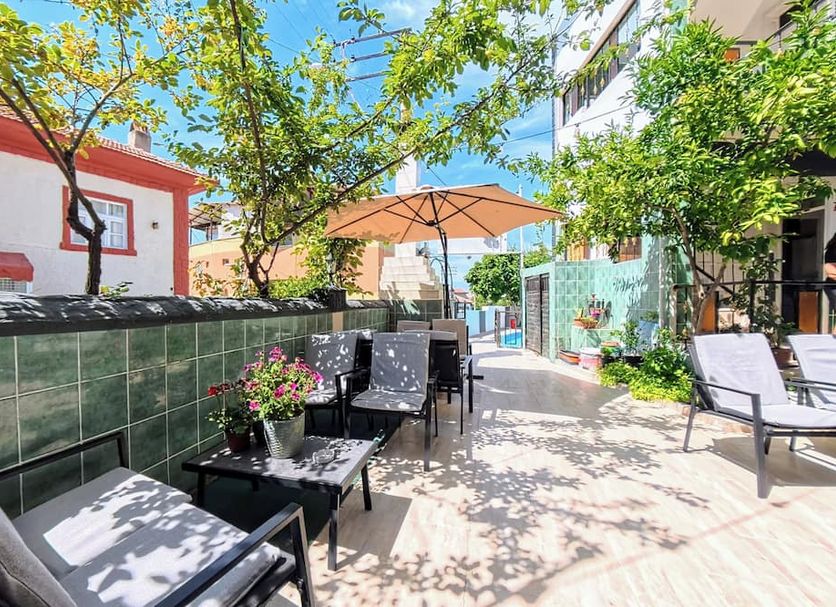 Patio Gambar