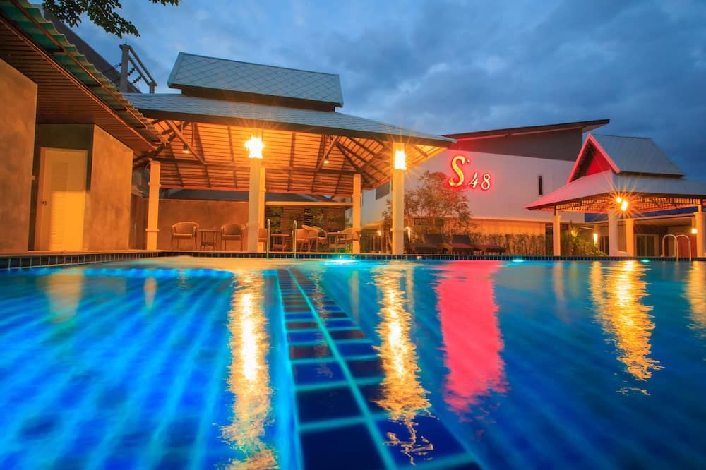 Kolam renang Gambar