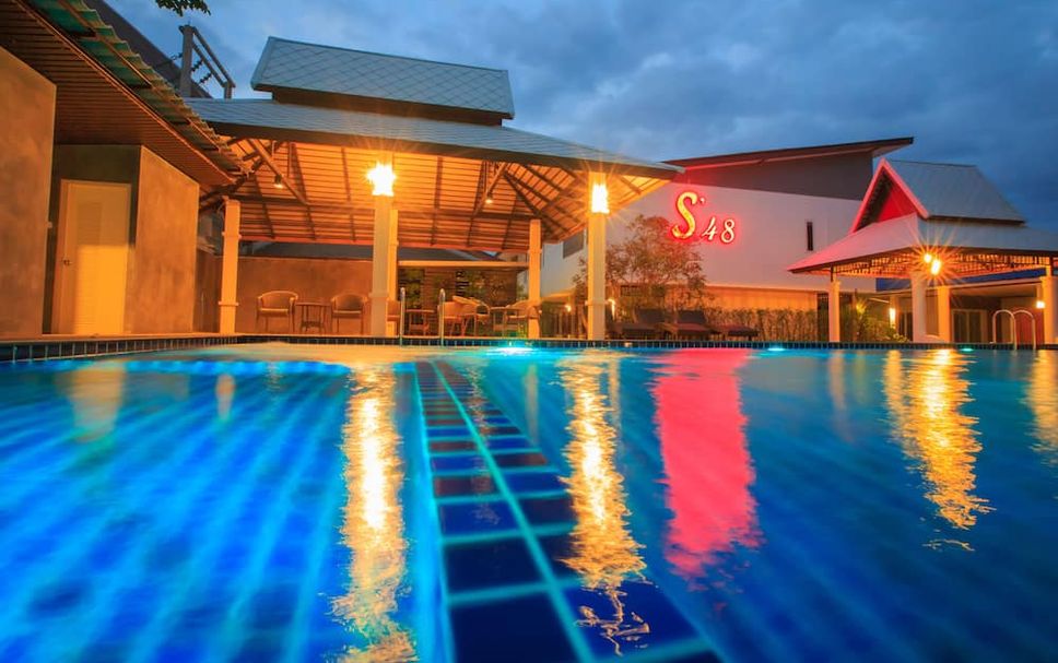 Kolam renang Gambar