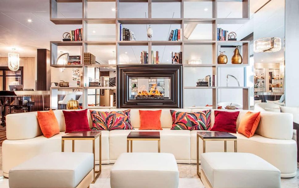 Balai Menunggu Gambar