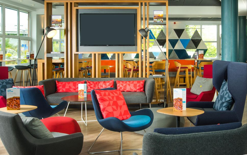 Balai Menunggu Gambar