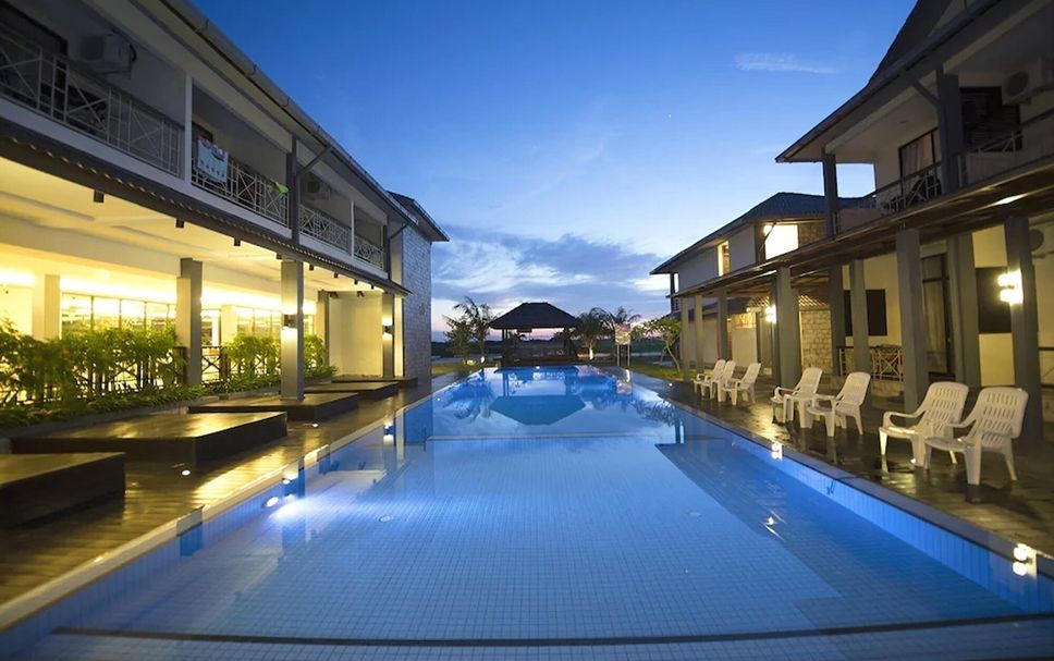 Kolam renang Gambar