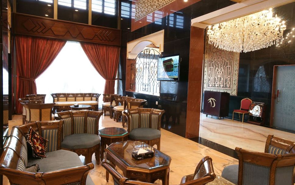 Balai Menunggu Gambar