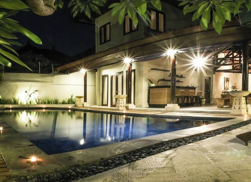 Kolam renang Gambar